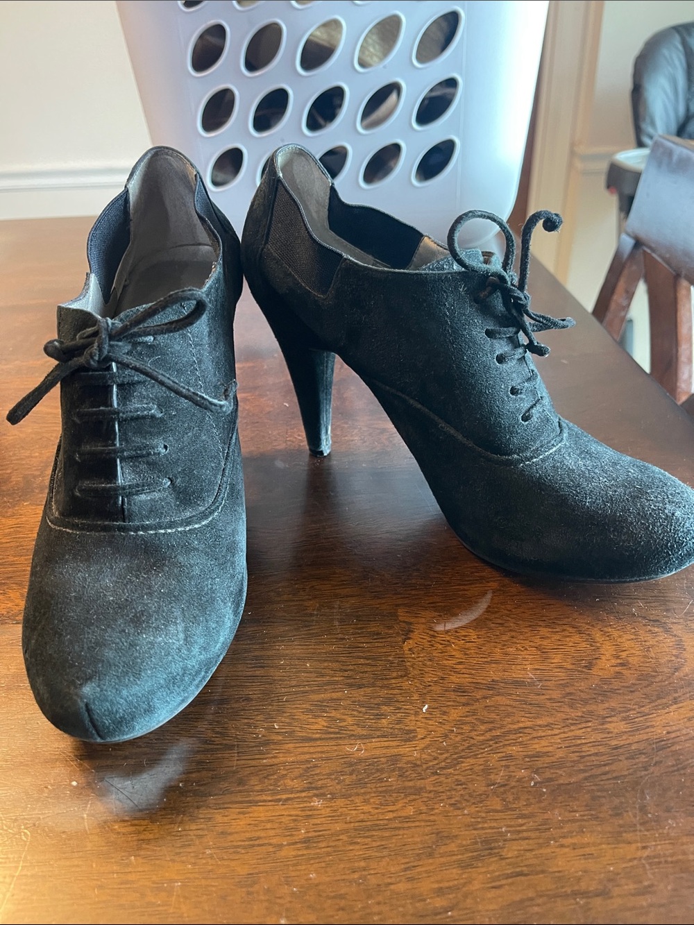 Black Suede Lace-Up Heeled Oxfords